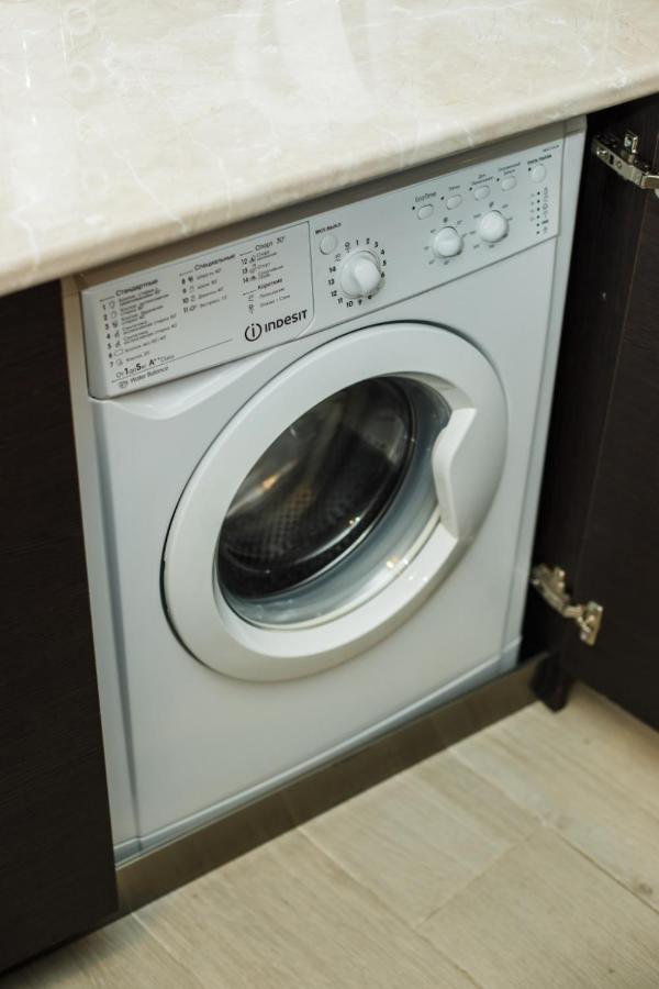 Appartement Rezal Plaza Batoumi Extérieur photo
